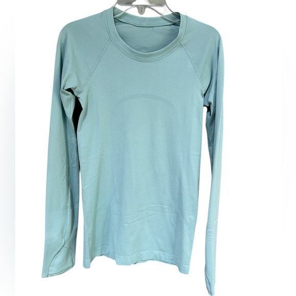 lululemon | Swiftly Tech Long-Sleeve Shirt 2.0 Waist in Crater Blue, Sz 2 W3HHIS - Picture 4 of 11